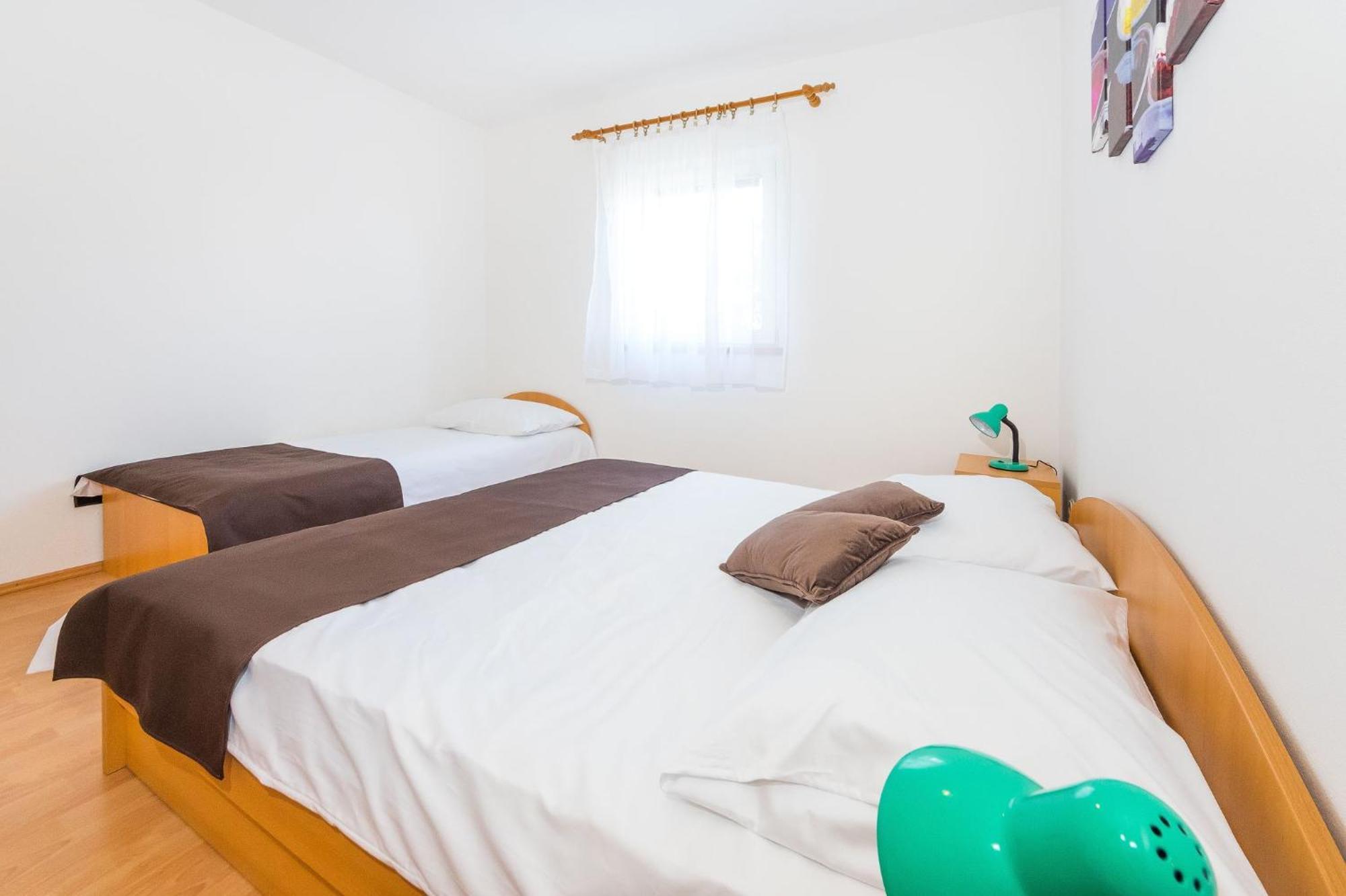 Apartments By The Sea Vrsi - Mulo, Zadar - 5951 Szoba fotó