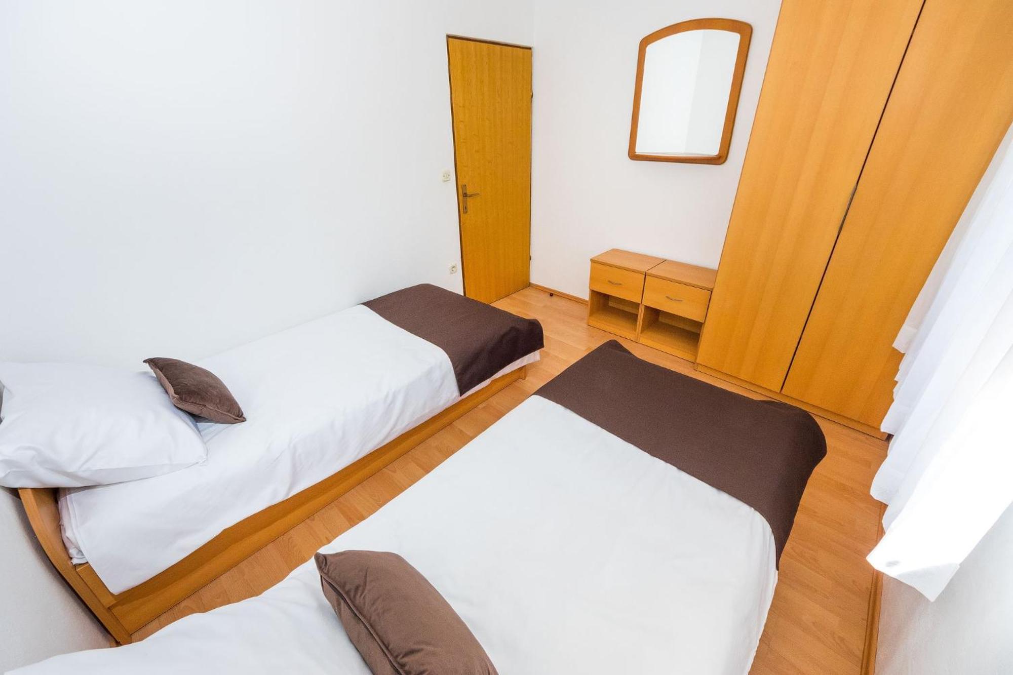 Apartments By The Sea Vrsi - Mulo, Zadar - 5951 Szoba fotó